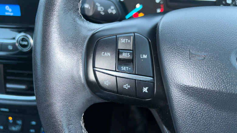 Ford Fiesta 1.1 Zetec 3dr Petrol Hatchback